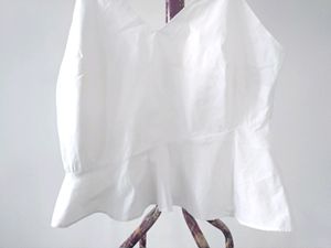 Stradivarius White Peplum Crop Top