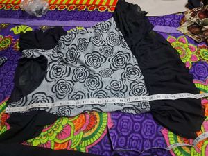 Floral Grey &amp; Black Top