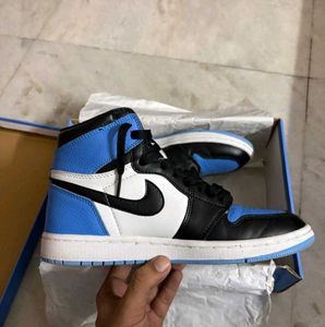 Nike Air Jordan 1 High UNC TOE