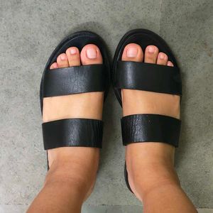 H&amp;M Black Leather Sandals