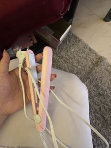 Mini hair straightener x Zudio lipstick