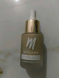 MyGlamm Illuminating Liquid