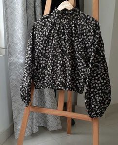 ZARA turtle neck top