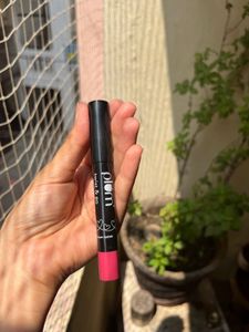 Plum Twist & Go Matte Lipstick