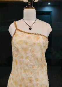 💥SALE💥Imported Luxe Beaded Dress With Frills