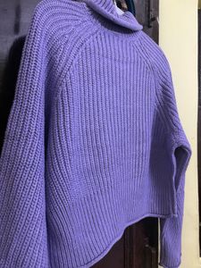 Woman solid crop pullover