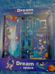 Dream Space Stationery Set