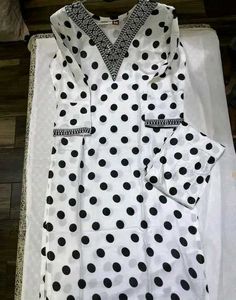 (S to XXL) Beautiful Summer Polka Dot Kurta Set