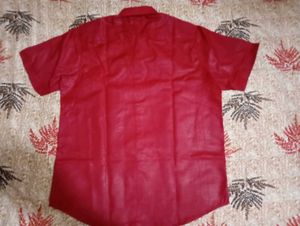 PRINTCULTR Red Button-Down Shirt - XL