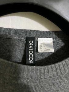 Small Gray Short Sleeve Crop Top | Free De