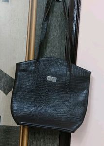 Elle Handbag