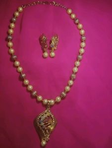 Golden Jewellery Set