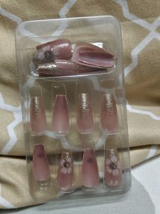 False Nails