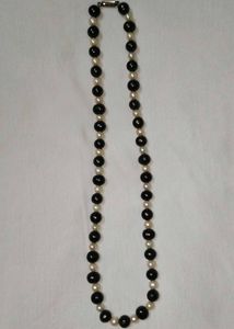 NATURAL REAL BLACK AND WHITE PEARL