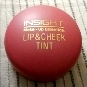 Insight Make-up Essentials