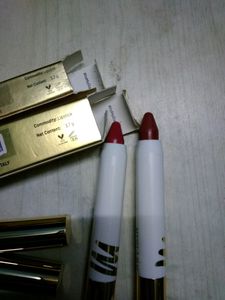 Myglamm Perfect curves Lip Crayon