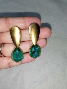 Earrings Collection