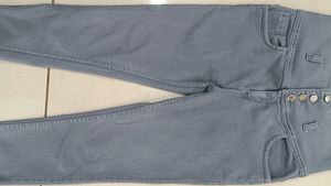 High Rise Skinny Fit Stratchable Jeans