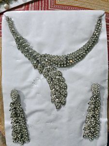 Sparkling Jewelry Set