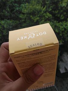 Dot&amp;Key Vit C+E Sunscreen