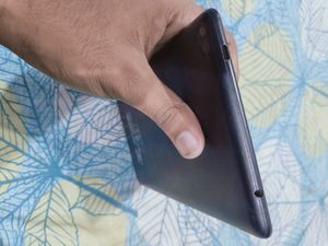Lenovo Tablet E8