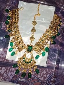 Emerald Bridal Jewelry Set