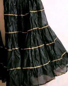 Elegant Black Garara