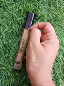 Forever52 Concealer
