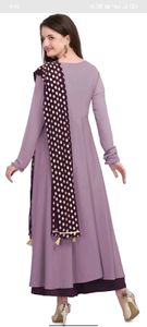 THE FAB FACTORY Women Kurta and Dupatta SetM, Purple
