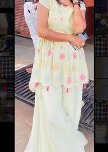 Shara Dress For Women & Girls Like New