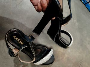 Chunky Heeled Sandles