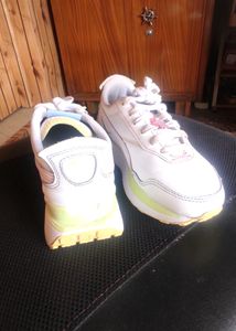 Puma Sport Shoes With Charms,  Size 4, 37, 23 Cm