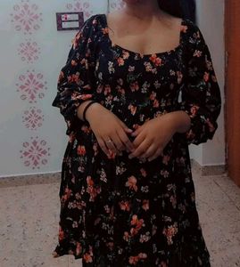 Midi Dress Black In Color