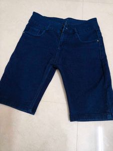 Short Jeans