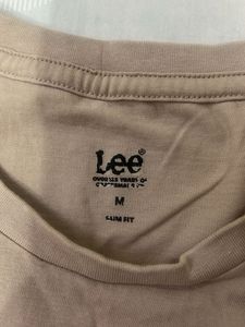 Lee Tshirt