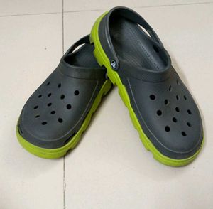 (Original) Crocs Clogs - Comfortable & Stylish