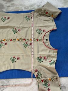 Embroidered Kurta Set