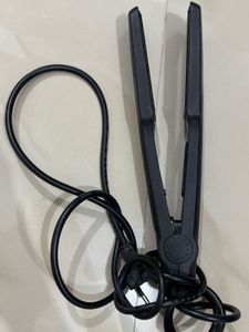 NOVA NHS 860 hair Straightner (Black)