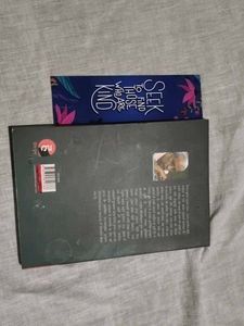 Deewar Mein Ek Khidki rahti thi upnyas