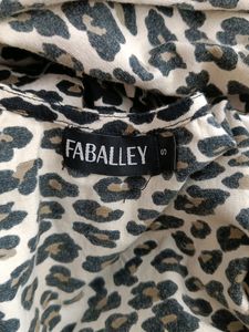 Faballey Women White Printed Crop Top