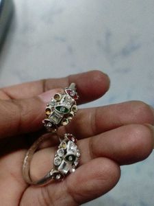 Silver Toe Rings And Nose Pin