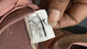 Women Casual Nike Shoes For Sale