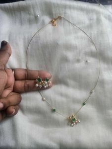 Emerald &amp; Pearl Jewelry Set