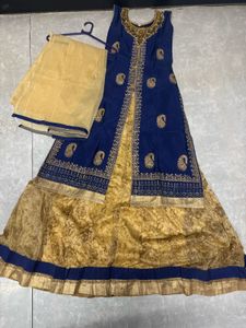 Elegant Blue &amp; Gold Kurta
