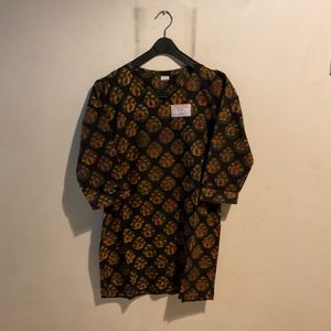 Vintage Print Tunic Top