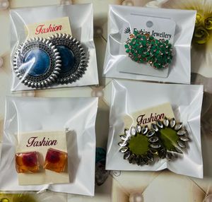 Earrings 4 Earring