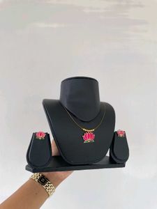 Lotus Charm Invisible Necklace