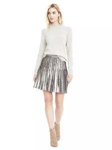 Banana Republic Sequins Skirt (waist:30-32)