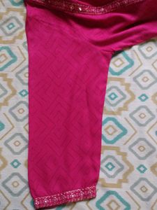 Very Pretty Kurti Set