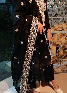 Pakistani Kurta Set